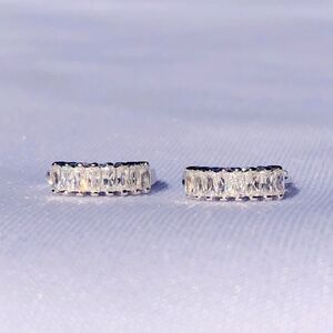 New! “Daphne” Dainty Silver Huggie Hoop Earrings